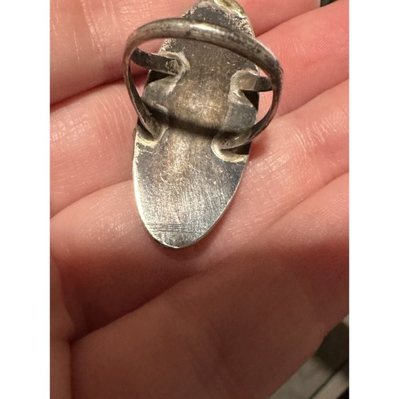 Vintage 1940s NAVAJO Sterling Silver Turqouise Etched Shadowbox Ring Size 7 - Picture 9 of 11